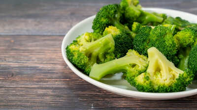 やってはいけない腸活とは?ブロッコリー、玄米…「体に良いから」と同じものを繰り返し食べても改善しない理由