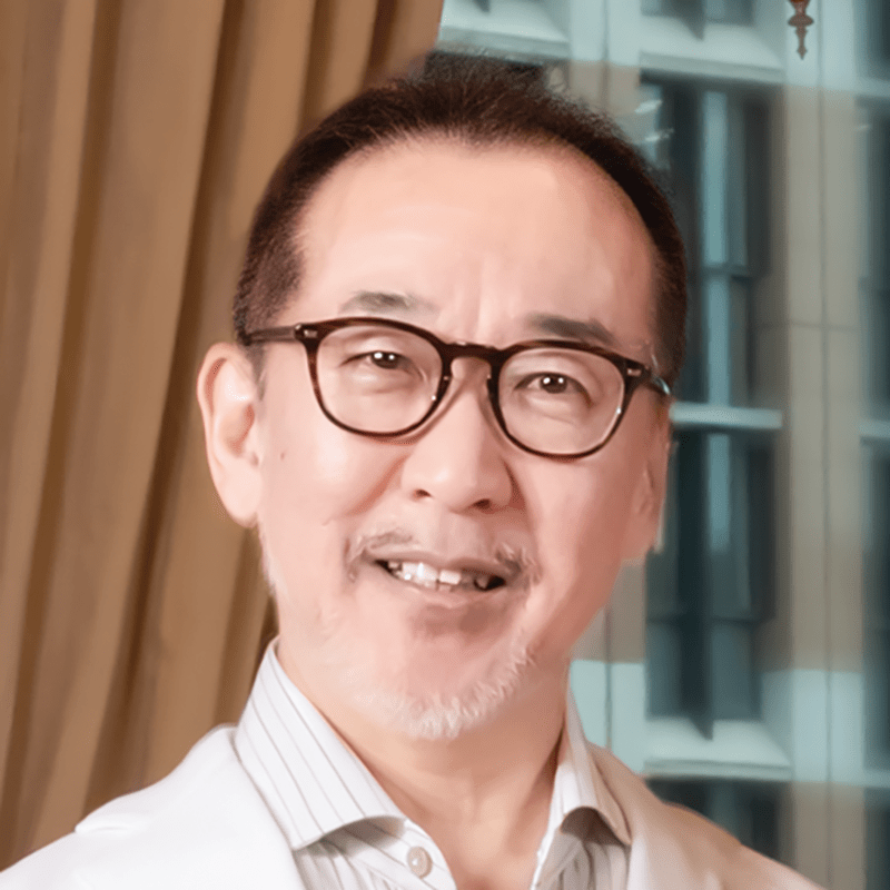 竹内　薫<
