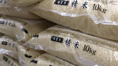 ＜令和のコメ騒動＞では「在庫はあるのに都市部の売り場に届かない」事態が発生。原因は、制度・物流・流通構造のほころびによるもので…