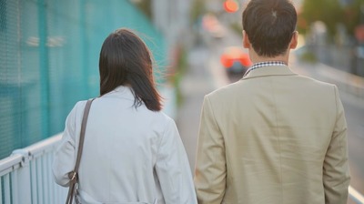 なぜコロナ禍で夫の浮気相談が急増したのか？家族問題カウンセラー「原因の一つが＜思春期の再来＞。文句を言う妻と、口うるさい母親の姿が重なって…」