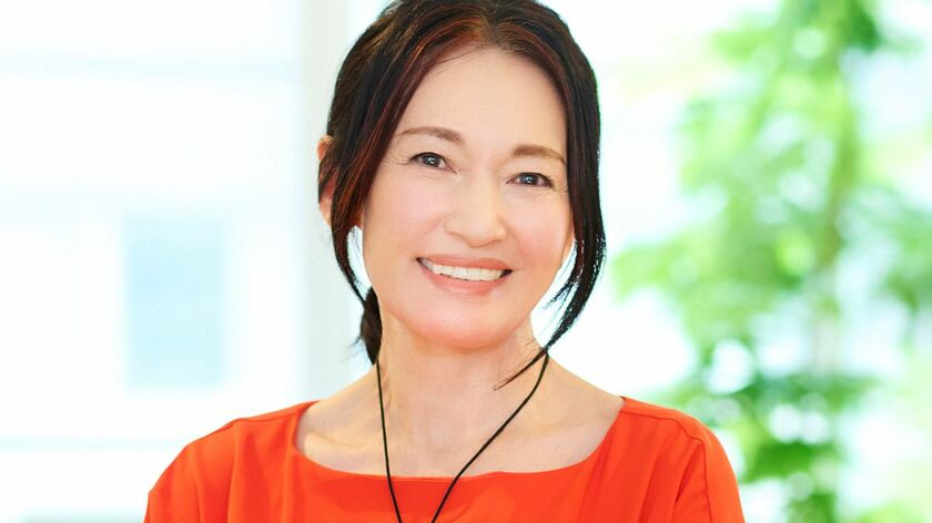 岡田美里「父との関係が壊れた母が、子ども3人を置いて家を出たのは、私が中3の時。自分勝手で謝罪もない、母の介護はしたくないと思っていたのに、突然同居が決まり」【2025年下半期BEST】