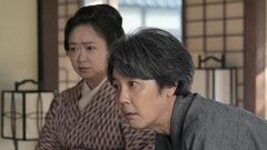 『ばけばけ』なぜヘブンは熊本移住を言い出した？いまだ顔を隠して人力車に乗るトキを前にフミは…視聴者「サムイだけが理由ではない？」「おフミさんはヘブンの真意に気づいてる」