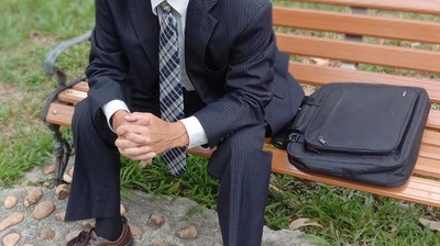 「役職定年で、業績絶好調のなか部長を外れた。『もっとやらせろ』と腹が立ったが…」なぜ<役職定年>という制度は存在するのか