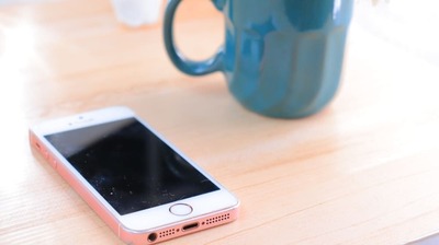 「子どもにスマホを制限させたいけど、自分も利用しすぎている」と感じたら…スマホから意識的に距離を置く<デジタルデトックス>のメリット