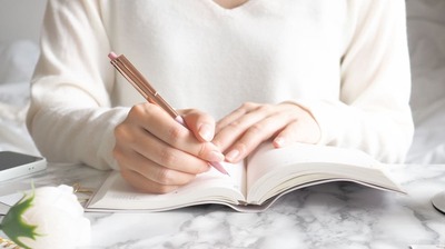「3行日記」はストレス社会を乗り切るための強い武器。文字を書くことで自律神経が整うワケ