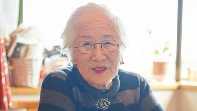 末盛千枝子84歳、岩手でひとり暮らし「この地域には、冬だけ郵便屋さんになる人がいます。冬が来たと思うある日を境に、郵便局員の格好をして…」