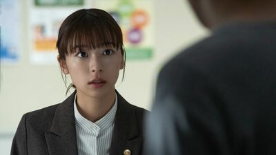 『テミスの不確かな法廷』鳴海唯が弁護士・小野崎役についてコメント「安堂と出会った事によって…」