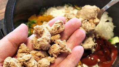 大豆ミートや豆乳だけじゃない！うなぎや卵まで。続々登場する代替食品。どんな人におすすめ？デメリットは？