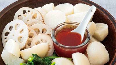 ＜相性抜群！みりんとスパイス＞酸味と辛み、甘みの三位一体の味を野菜とともに『冬野菜の温サラダ』。梅唐辛子みりんソースで