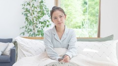 泌尿器科医が＜夜間頻尿＞を防ぐ4つの方法を伝授！「15分間ある姿勢を続けるだけで、トイレ通いがピタリとなくなった女性も…」