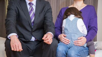 「33歳長男の選んだ相手は37歳、離婚歴2回、4人の子持ちで…」息子から結婚の相談を受けた母。「本心は全力で阻止したい」けれど…