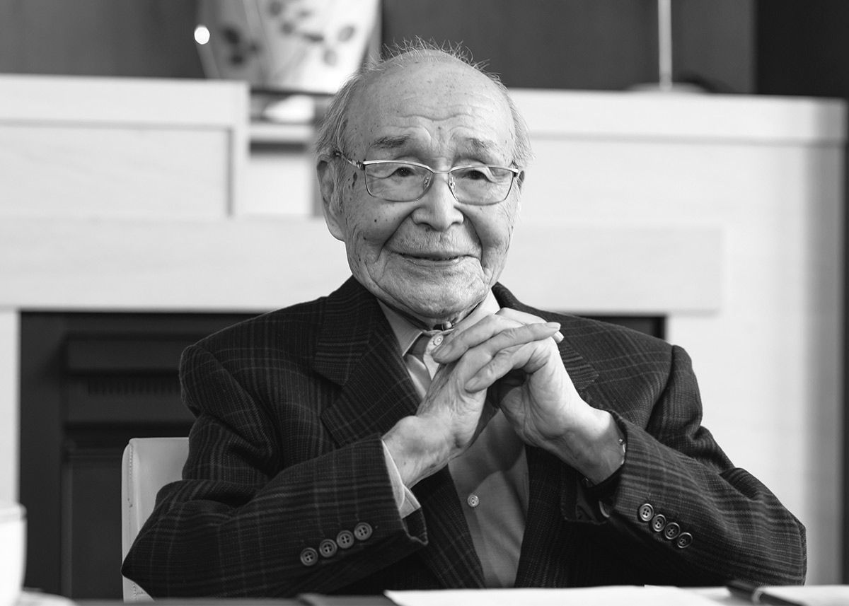 99歳の歌人・岡野弘彦「戦争の経験、結婚やひ孫の誕生、すべて歌に残し