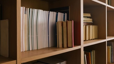 身辺整理中の森永卓郎が数千冊の本を処分した＜合理的な方法＞とは？「もしかしたらまた使うかも、はたぶん訪れない」