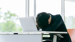 働く人に増えているメンタル不調のほとんどが「適応障害」。発症しやすい傾向にある人の特徴とは？産業医が解説