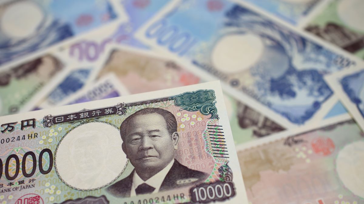 2ページ目）硬貨の裏表はどっち？日本人でも意外と知らないお金の裏表のルール 硬貨と紙幣、それぞれのルールの違いも紹介｜教養｜婦人公論.jp