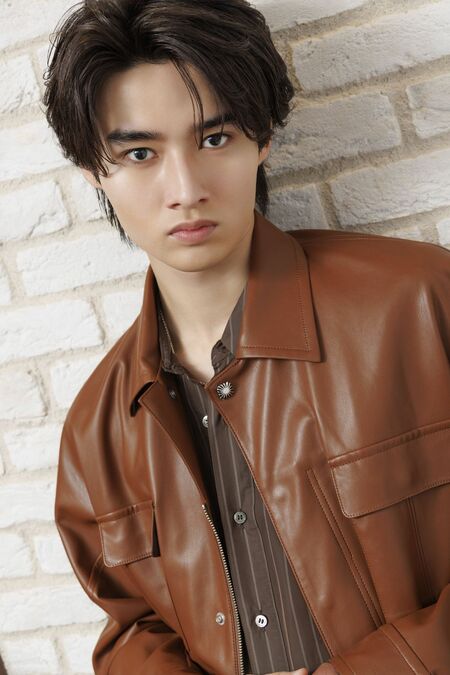 藤岡真威人さん