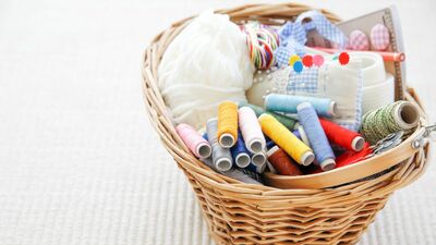 家にあふれる捨てられない推し活グッズ、「いつかやるかも」な趣味、5年以上読んでいない本…。片付けコンサルが教える<好きを大切にするすっきり術>