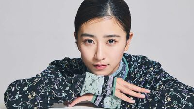 黒島結菜「保護犬との出会いをきっかけに社会問題に関心。子どもだけでなく大人も助けることが必要だと感じて」
