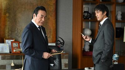 最終回『キャスター』あらすじ。国定会長は裏切り者なのか…進藤の父親の過去、43年前に隠された真実がついに明かされる<ネタバレあり>