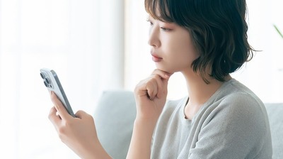 ネット動画でよく見かける<タイトル詐欺>になぜ何度もだまされるのか?認知心理学者「私たちはトップダウン型情報処理で『こんな内容だろう』と予想をするので…」