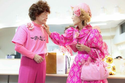(左)林家ペー (右)林家パー子