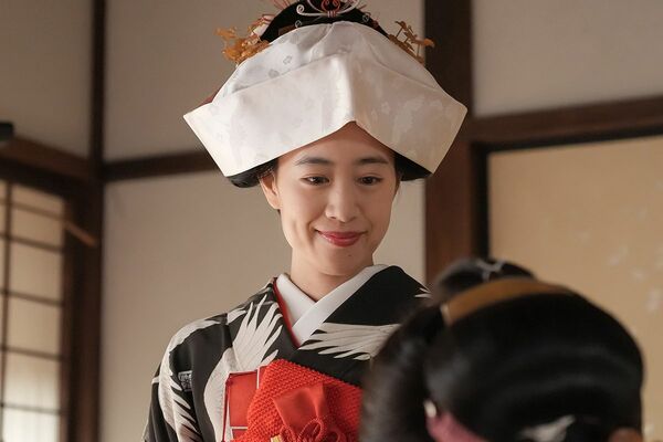 石橋静河さん