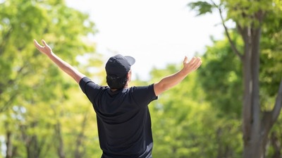 「呼吸が体の状態をこれほどまでに瞬時に変えるとは…」。自律神経の名医・小林弘幸も驚く〈ため息の効用〉とは