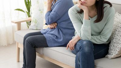 「孫を週1日預かるから月10万」実母に要求されるシングルマザー。「保育園に預けて楽してる」と𠮟責も。「お金より母娘の関係が…」「毒親？」「支配されている」の声