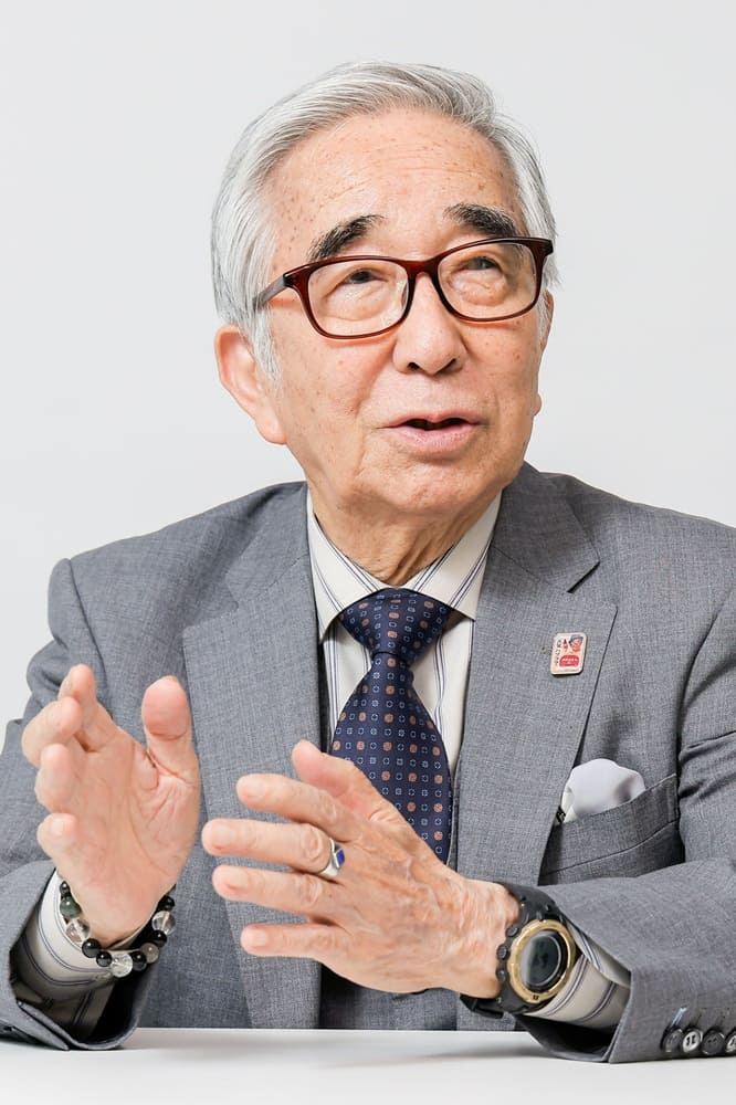 4ページ目）大村崑 86歳の時、妻に誘われてライザップへ。筋トレ