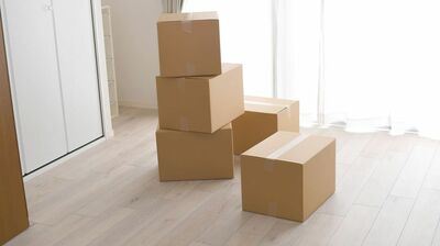 「夫の荷物に囲まれ居場所が無い…」８５平米から５０平米の事故物件へ引っ越し。モノが減った結果生まれたのは…