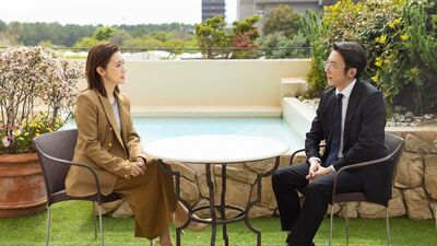 高橋一生主演『リボーン』第5話あらすじ。光誠の影武者として交渉に臨むことになった英人。予想外の展開に…＜ネタばれあり＞