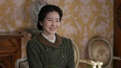 ヘブンの同僚英語教師・ロバートの妻。外国人の日本人妻としてトキの手本に…演じるのは蓮佛美沙子さん『ばけばけ』 熊本編キャスト紹介