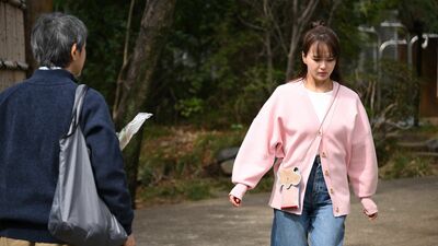 「ずっと思ってた。1日でいい。誰かにご飯を作ってもらいたいって」『対岸の家事』最終回。ついにその思いが溢れた詩穂に視聴者は…「虎朗と同じ泣き方した」「お父さんのコロッケに詰まっていたのは…」